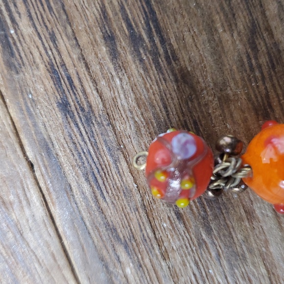 Lampwork Orange P303 1950s Flair Pendant - Picture 3 of 4